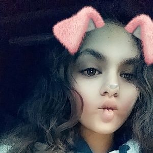 Meet your Posher, Lilly